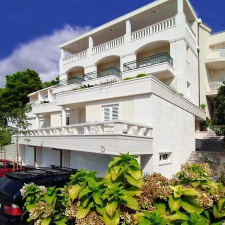Apartment In With Sea View, Terrace, Air Conditioning, Wifi 201-1 Brela