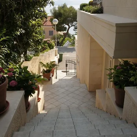Apartment In With Sea View, Terrace, Air Conditioning, Wifi 201-1 Brela