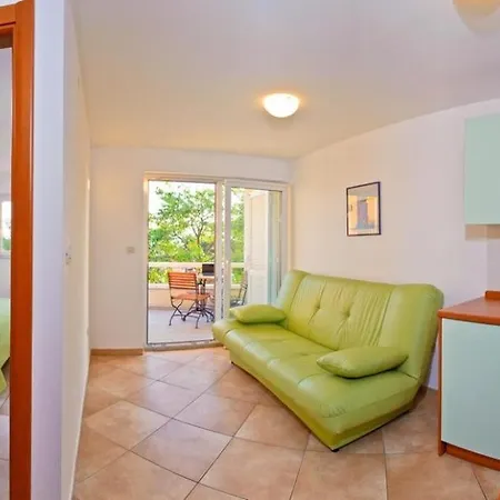Apartment In With Sea View, Terrace, Air Conditioning, Wifi 201-1 Brela